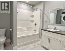 1 Bushville Drive, photo 9