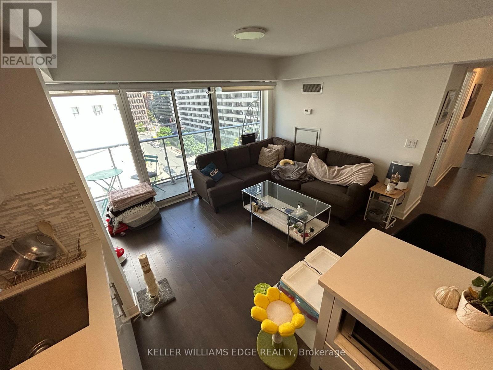 #707 58 ORCHARD VIEW BOULEVARD - 11