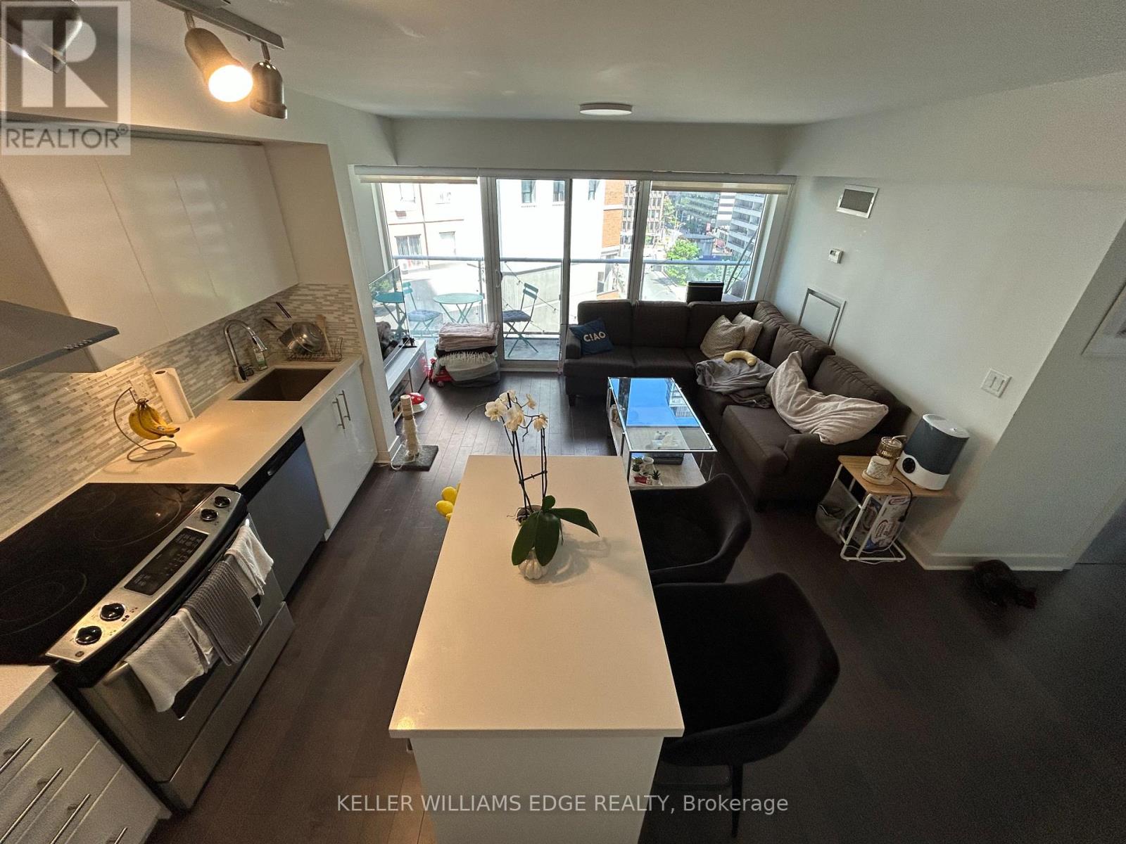 #707 58 ORCHARD VIEW BOULEVARD - Image 14