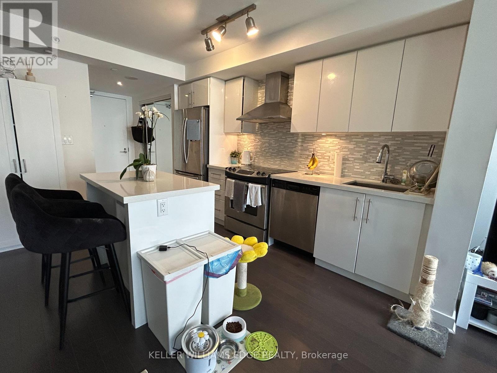 #707 58 ORCHARD VIEW BOULEVARD - Image 9