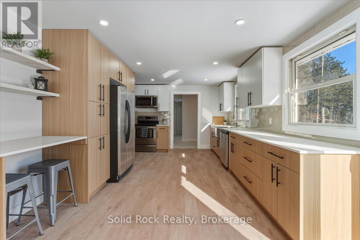 1802 CENTRE LINE ROAD - 13