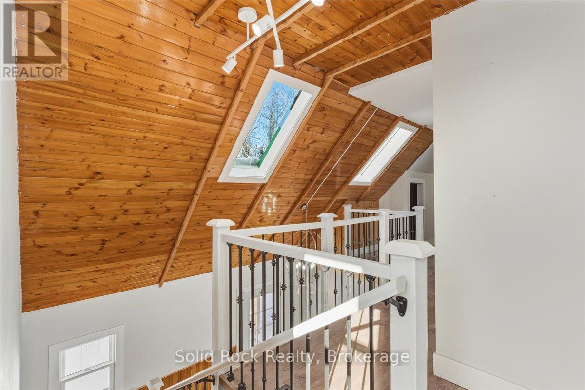 1802 CENTRE LINE ROAD - 23