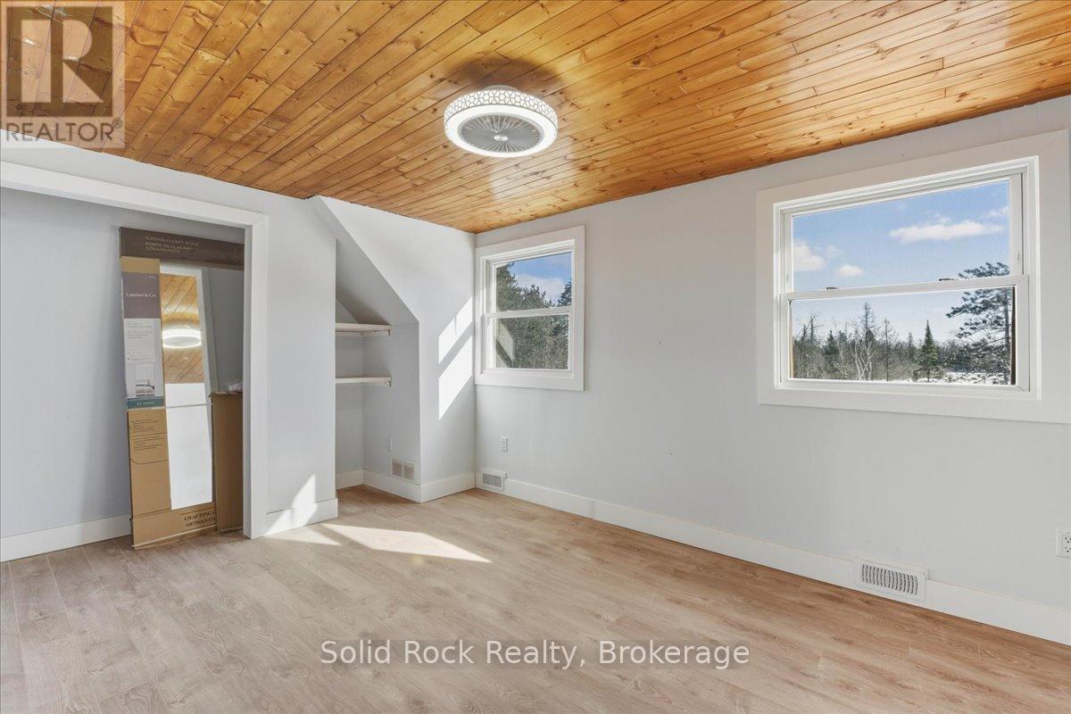 1802 CENTRE LINE ROAD - 27