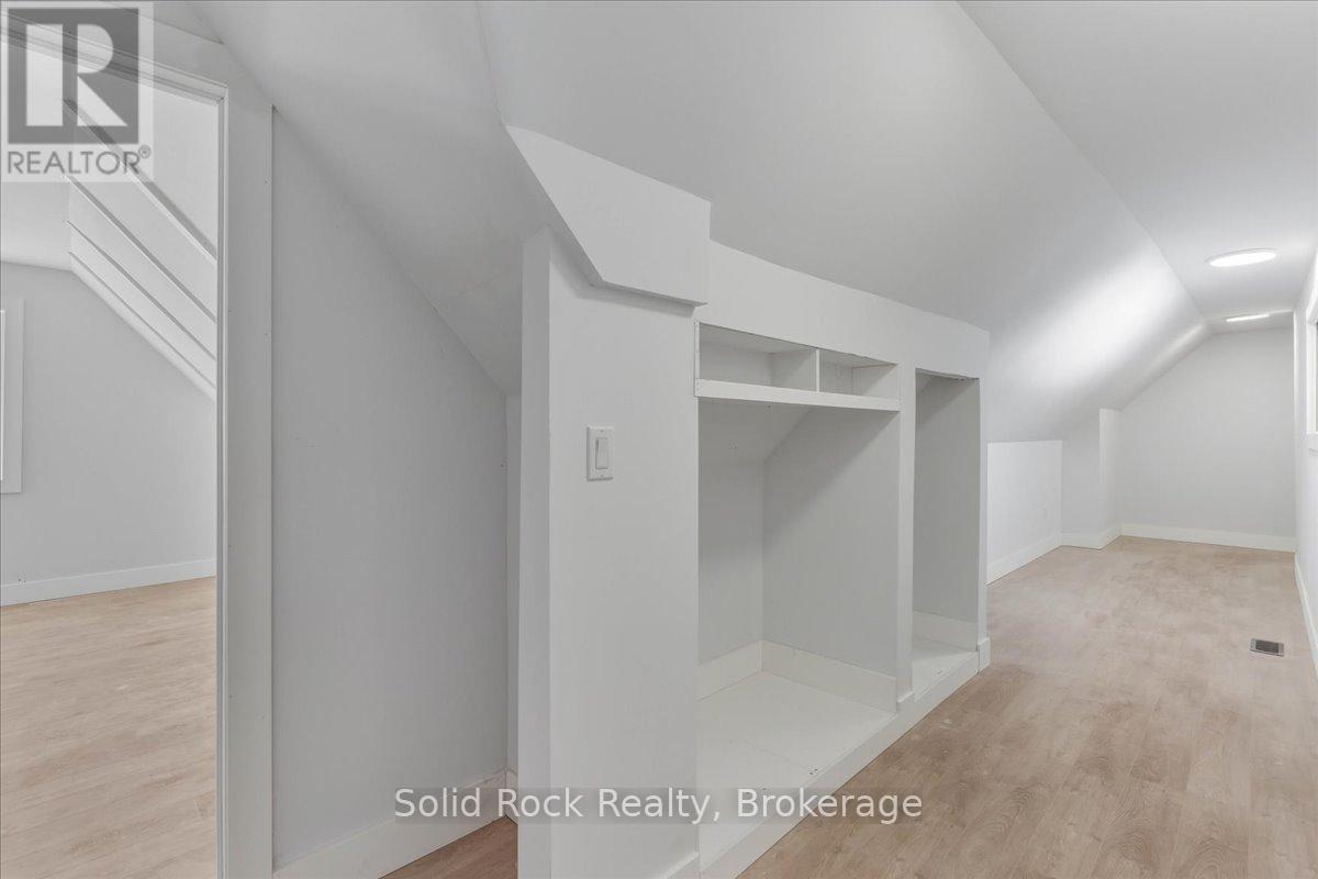 1802 CENTRE LINE ROAD - 29