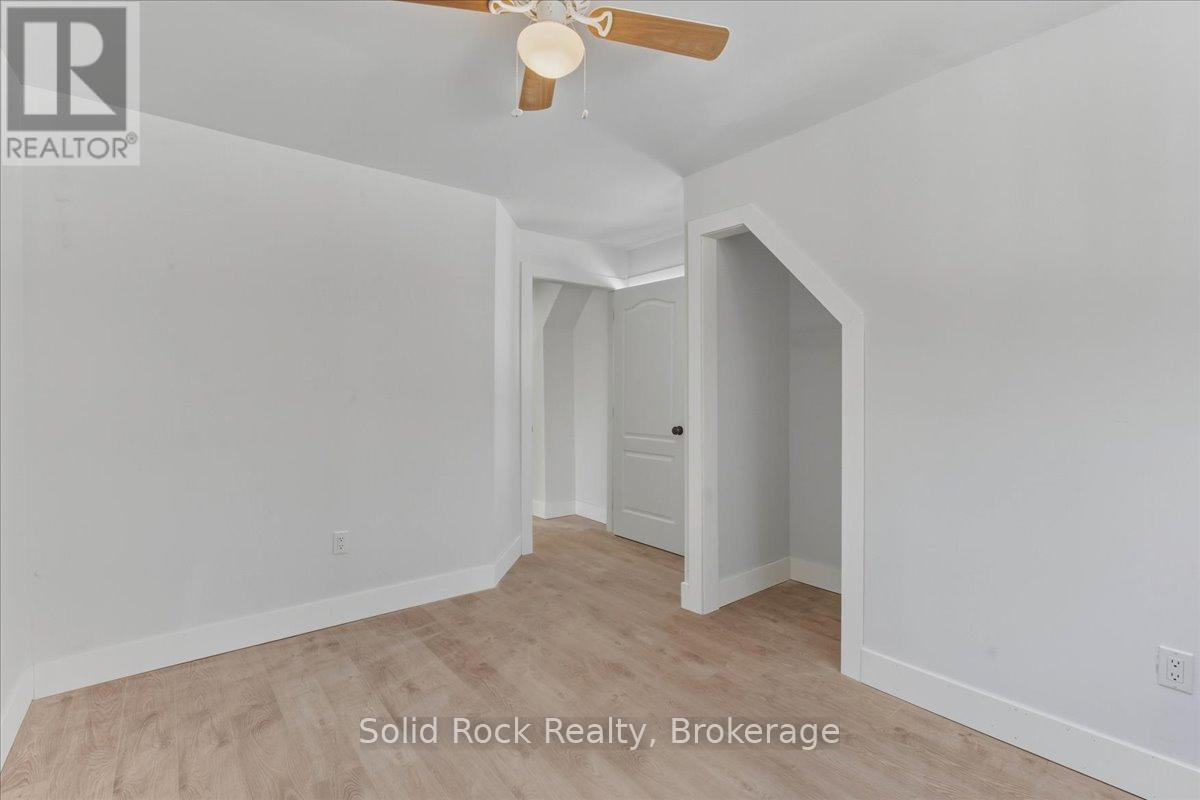 1802 CENTRE LINE ROAD - 31