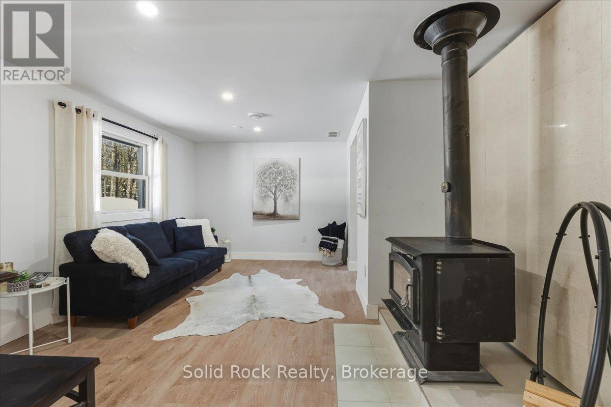 1802 CENTRE LINE ROAD - 8