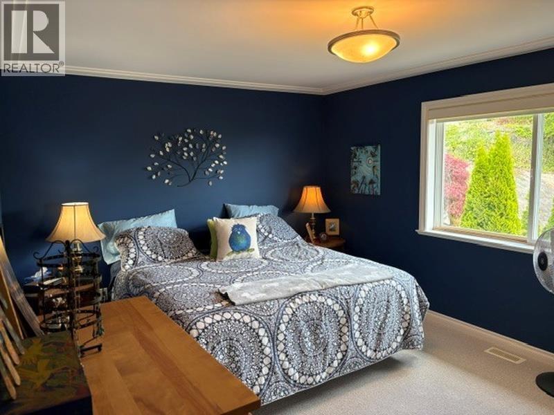 6252 BAILLIE ROAD, Sechelt