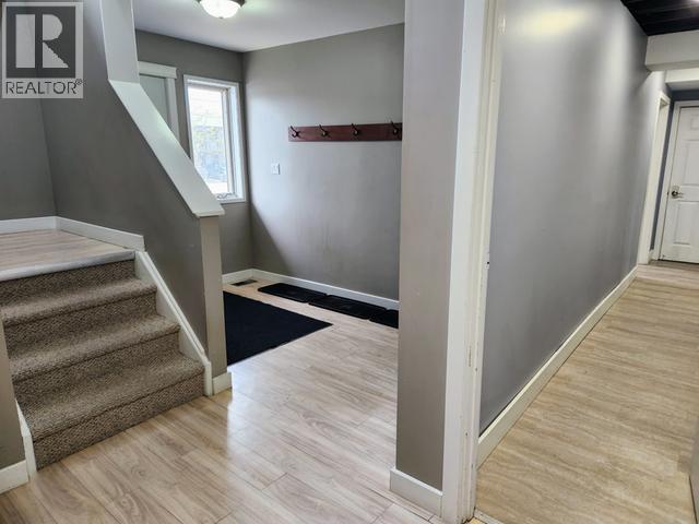 633 YATES CRESCENT - 5