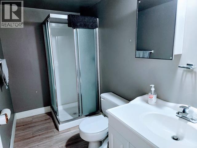 633 YATES CRESCENT - 7
