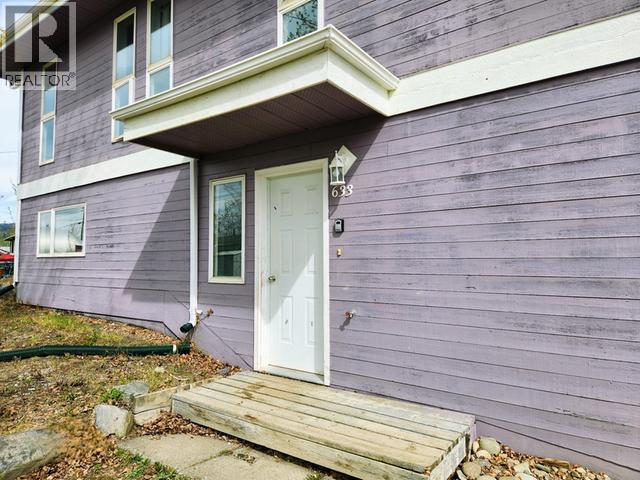 633 YATES CRESCENT - 3