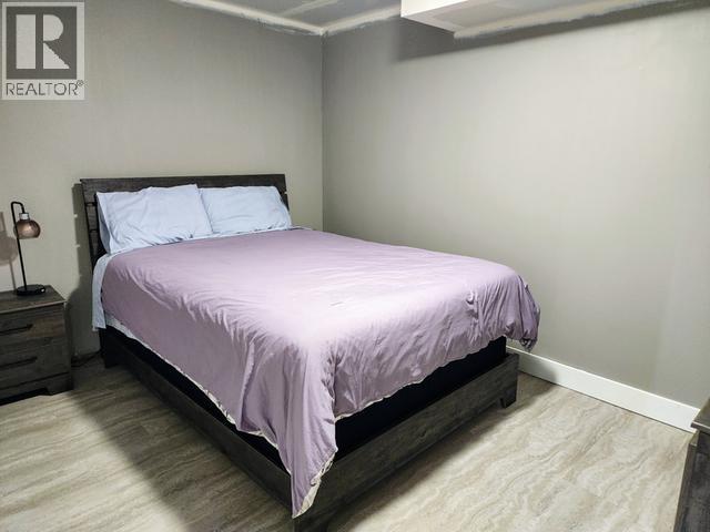 633 YATES CRESCENT - 8