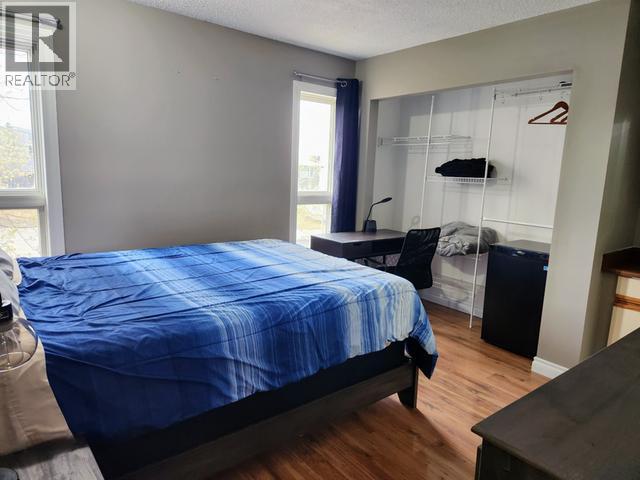 633 YATES CRESCENT - 25