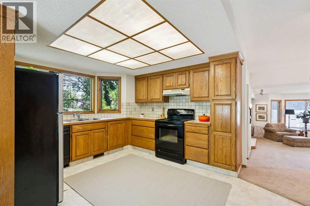 839 Royal Avenue SW — photo 10