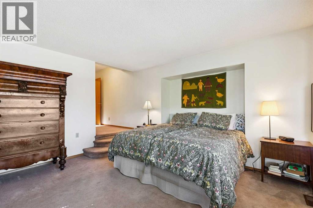 839 Royal Avenue SW — photo 15