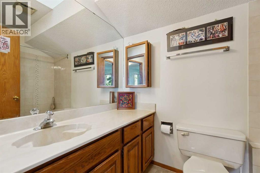 839 Royal Avenue SW — photo 18