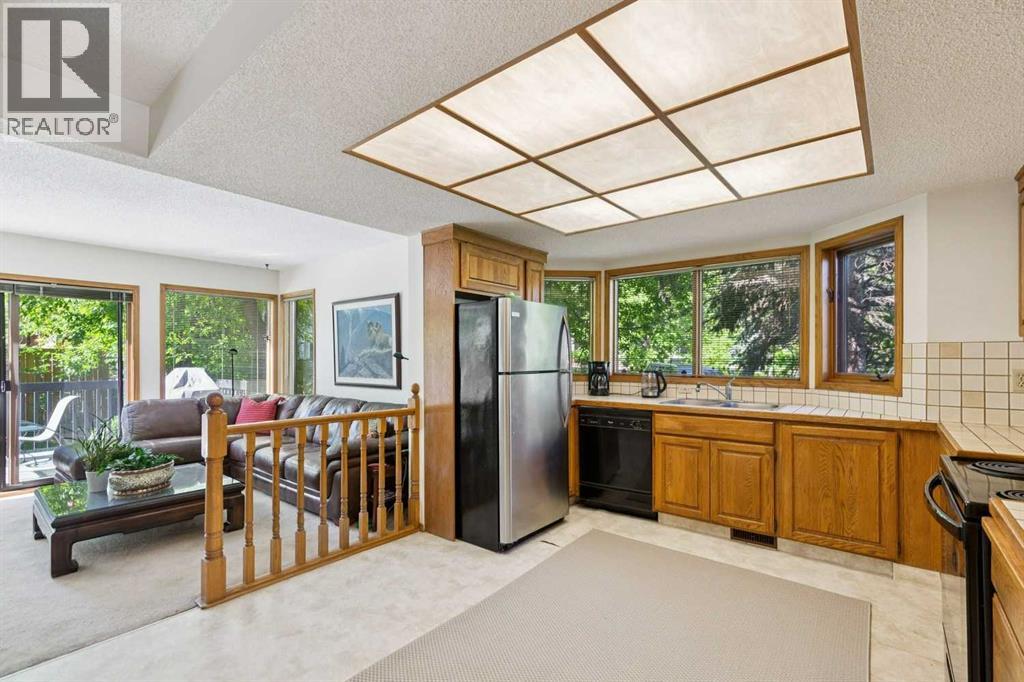 839 Royal Avenue SW — photo 8