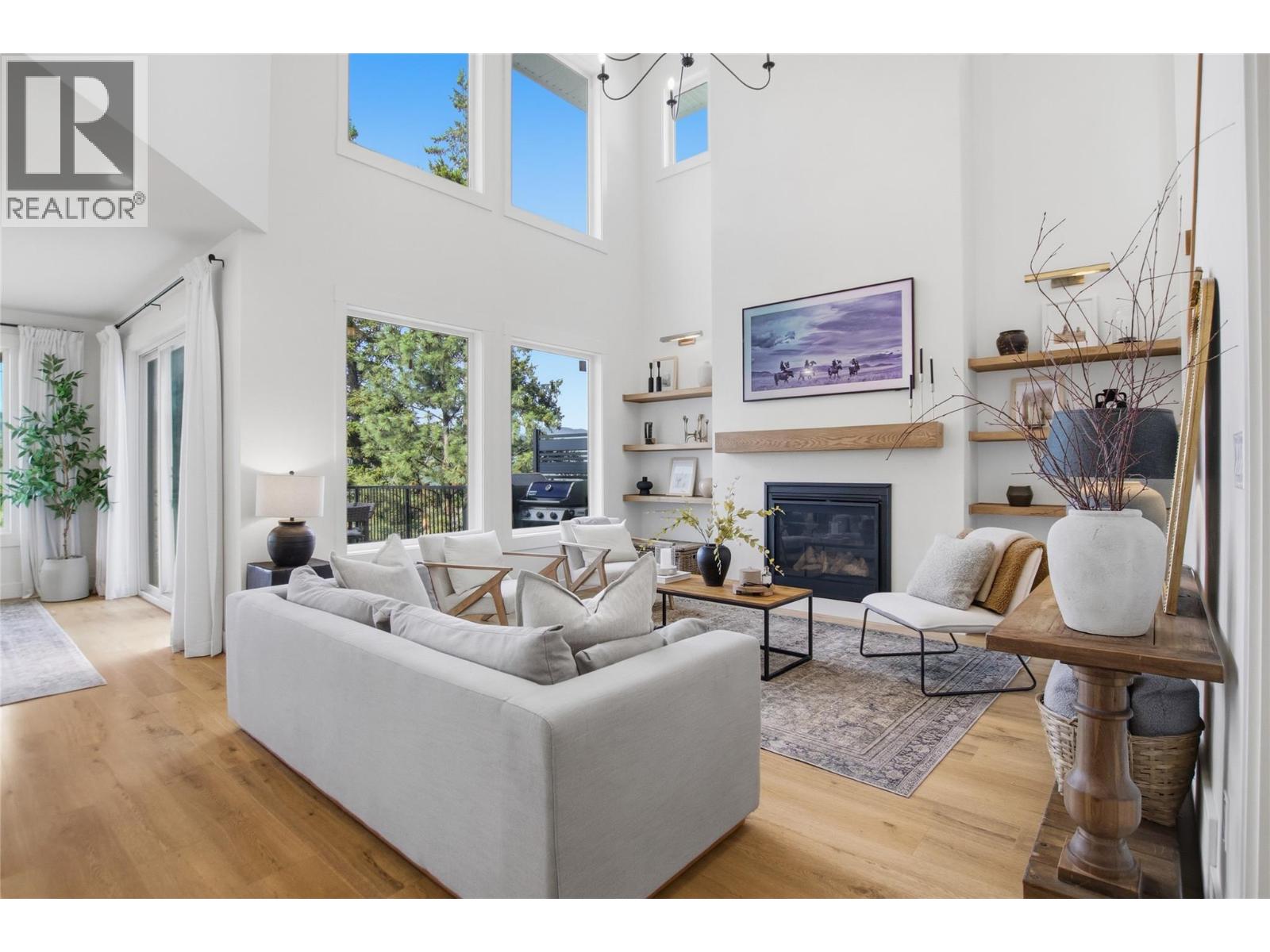 1688 Balsam Place - 9