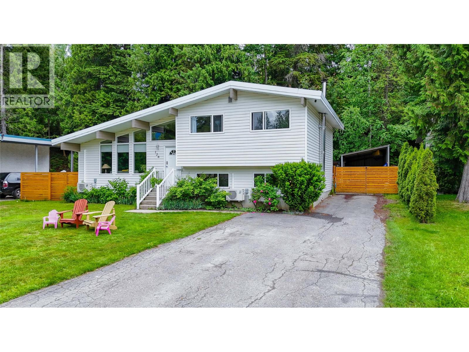 126 Bernard Nelson Crescent - Image 2