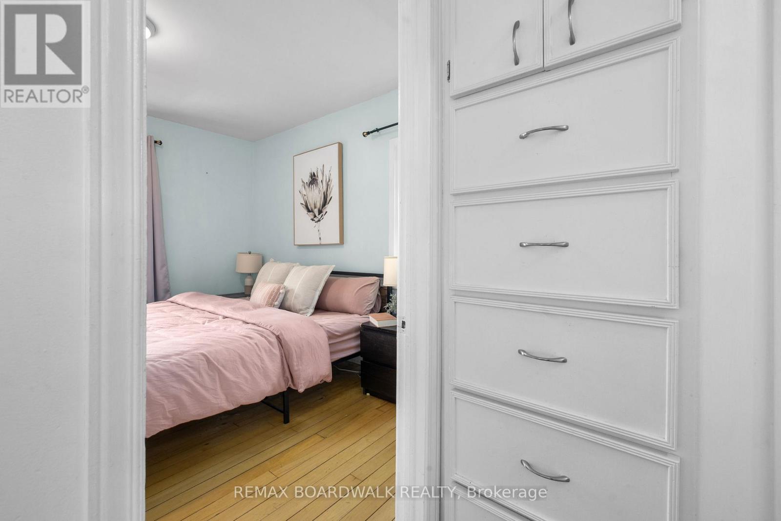 111 BECKWITH STREET E - 14