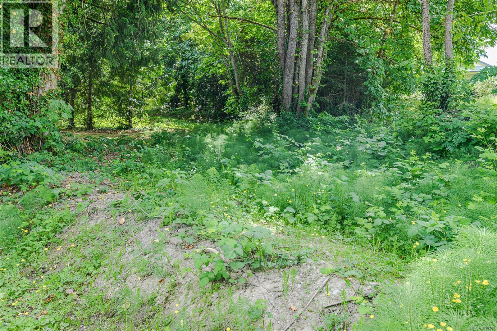 2 Drake Rd, Salt Spring