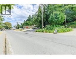 2 Drake Rd, Salt Spring, BC V8K2K8 Photo 17
