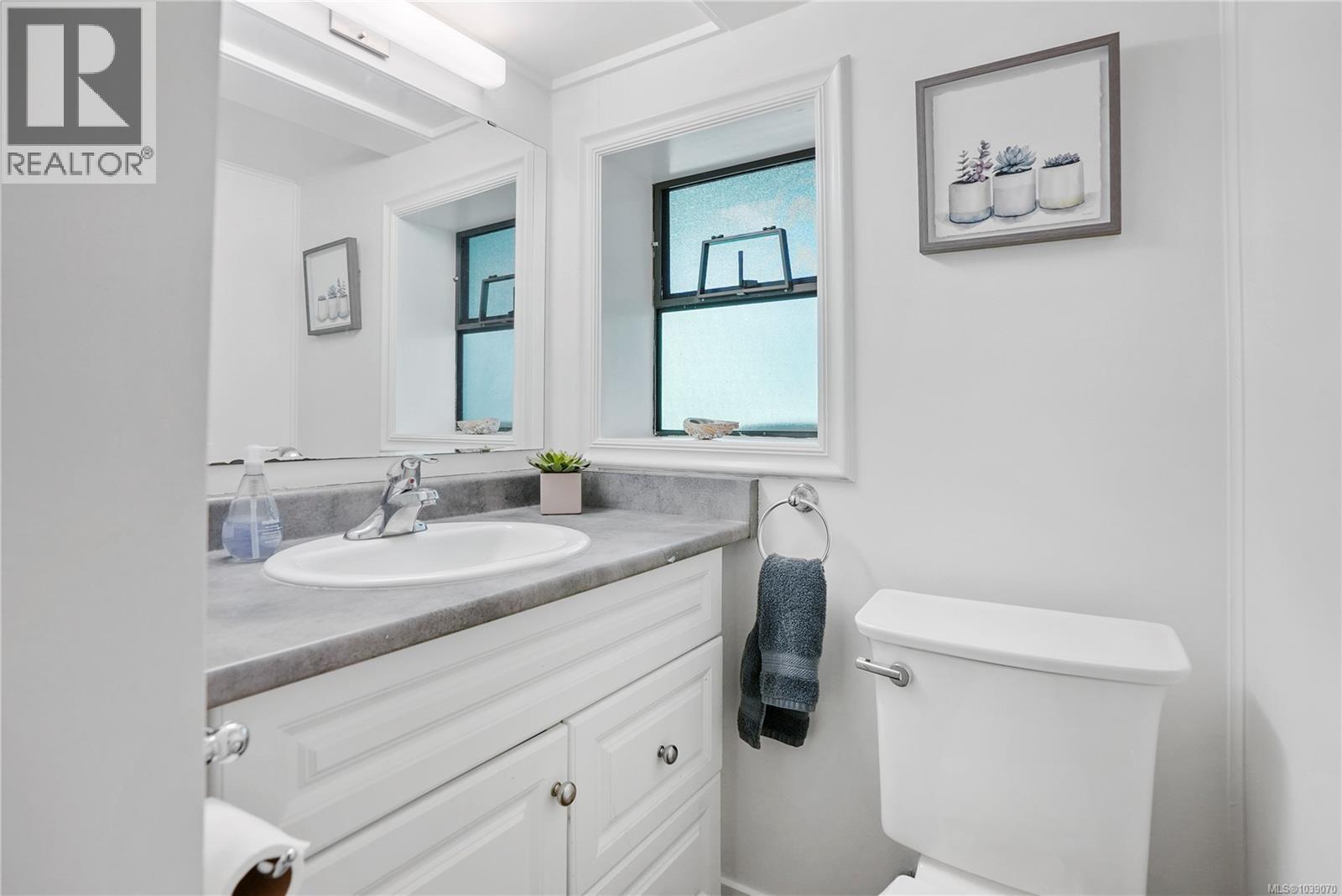4921 Townsend Dr - 21