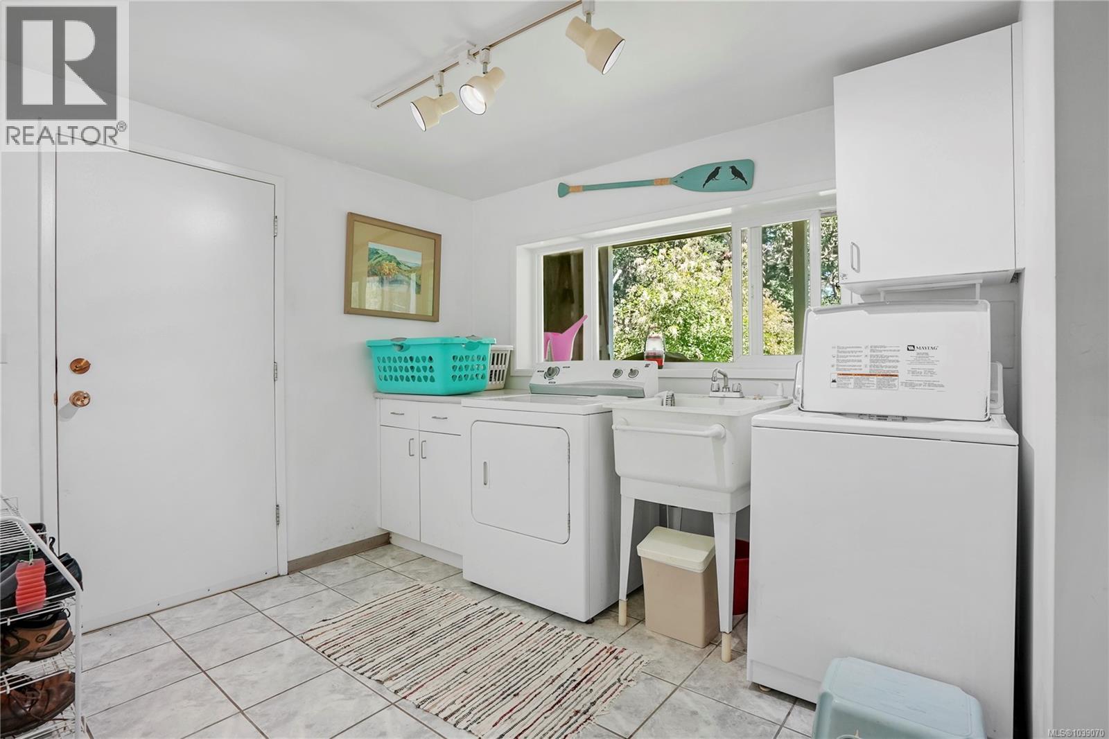 4921 Townsend Dr - 29
