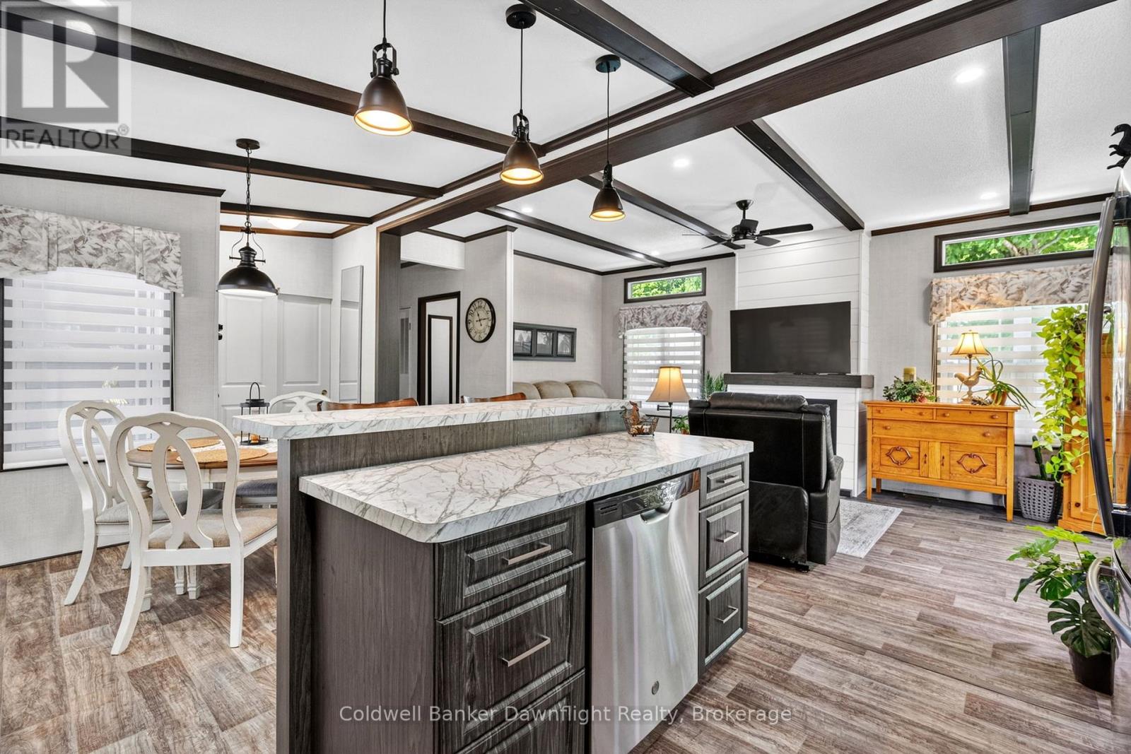 #110 36501 DASHWOOD ROAD - 22