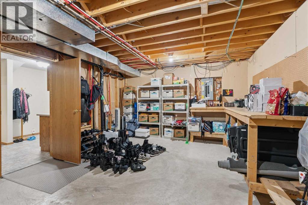 2739 Signal Hill Drive SW — photo 16
