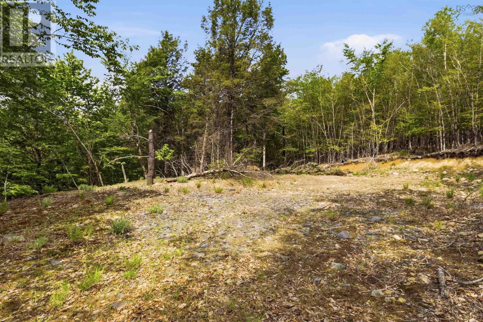 Property 40 of 50 of Lot 30 Maplesue Point Drive