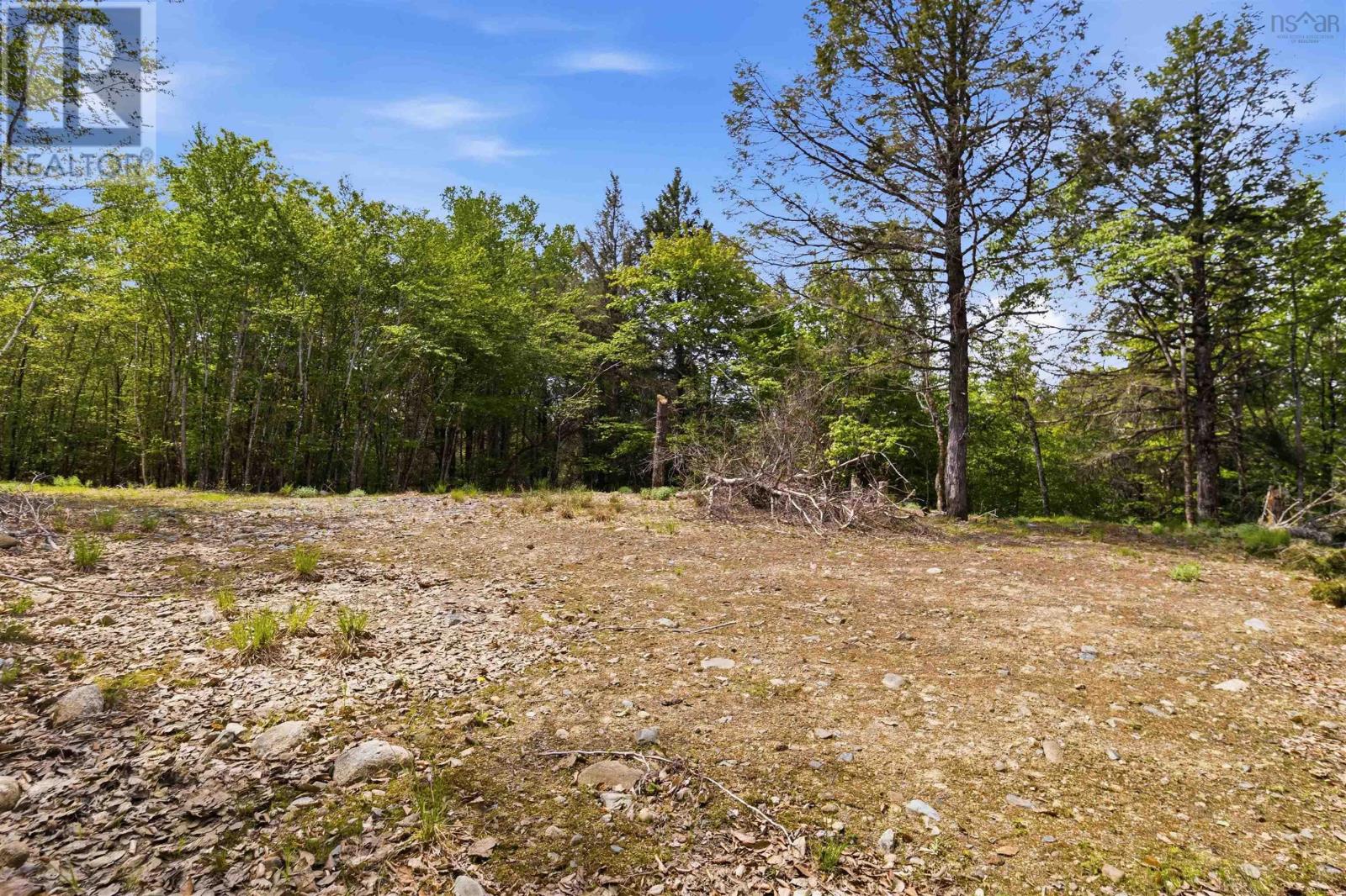 Property 4 of 50 of Lot 30 Maplesue Point Drive