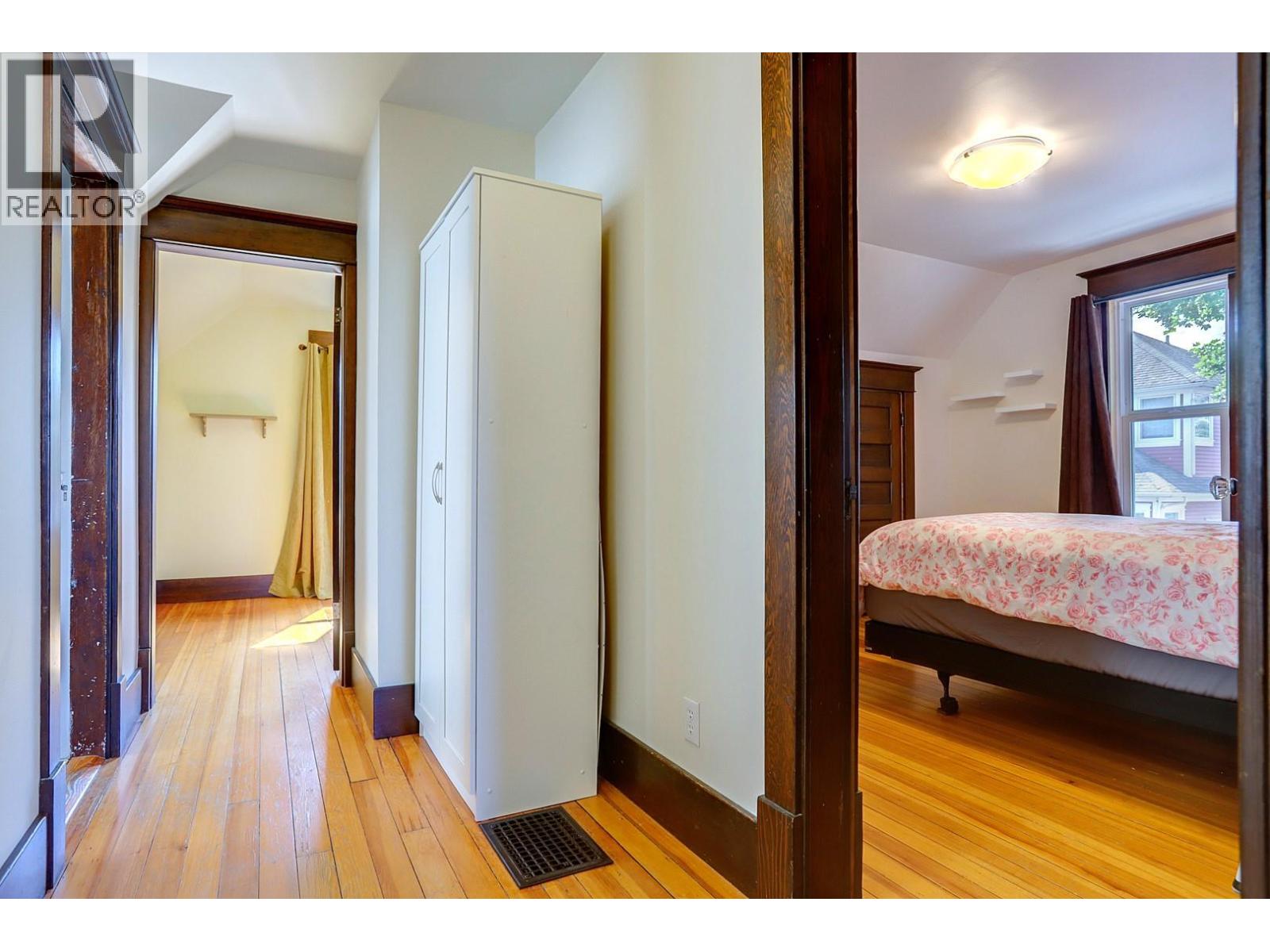2503 24 Street - 24