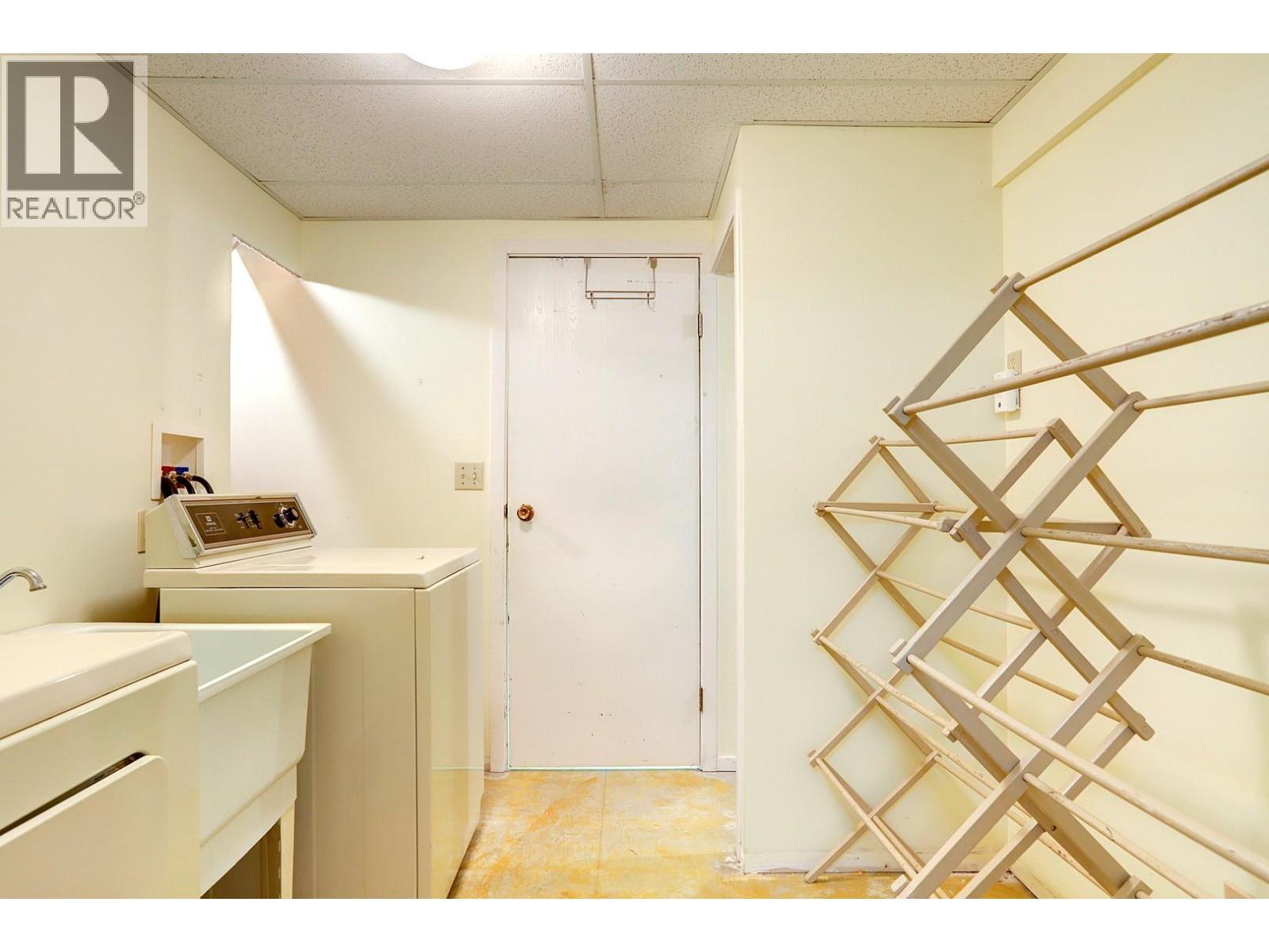 2503 24 Street - 40