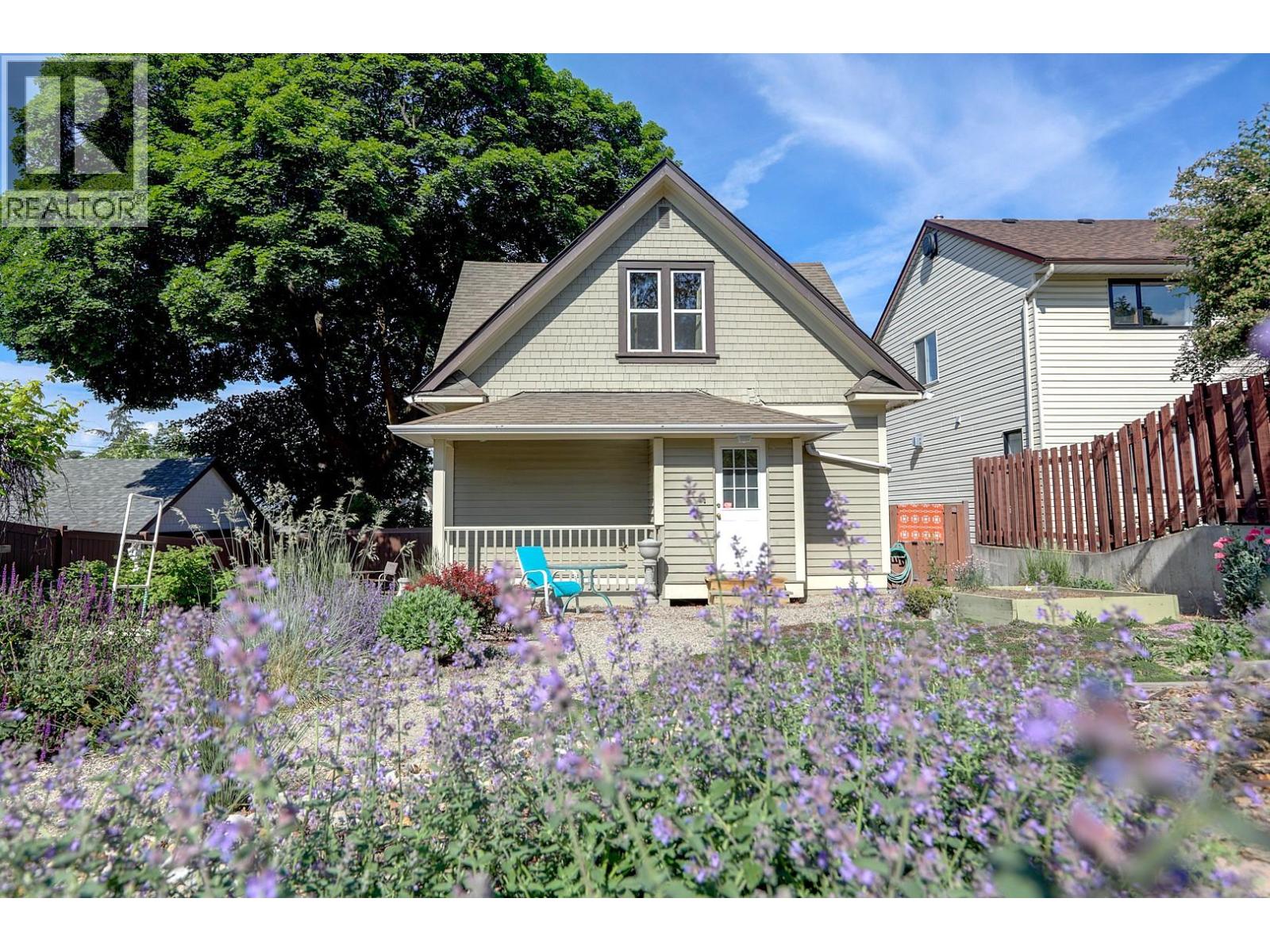 2503 24 Street - 60