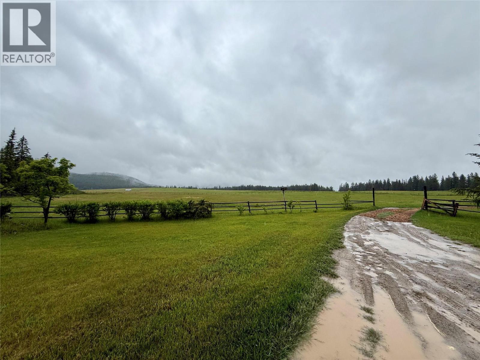  8110 Wycliffe Road, Cranbrook