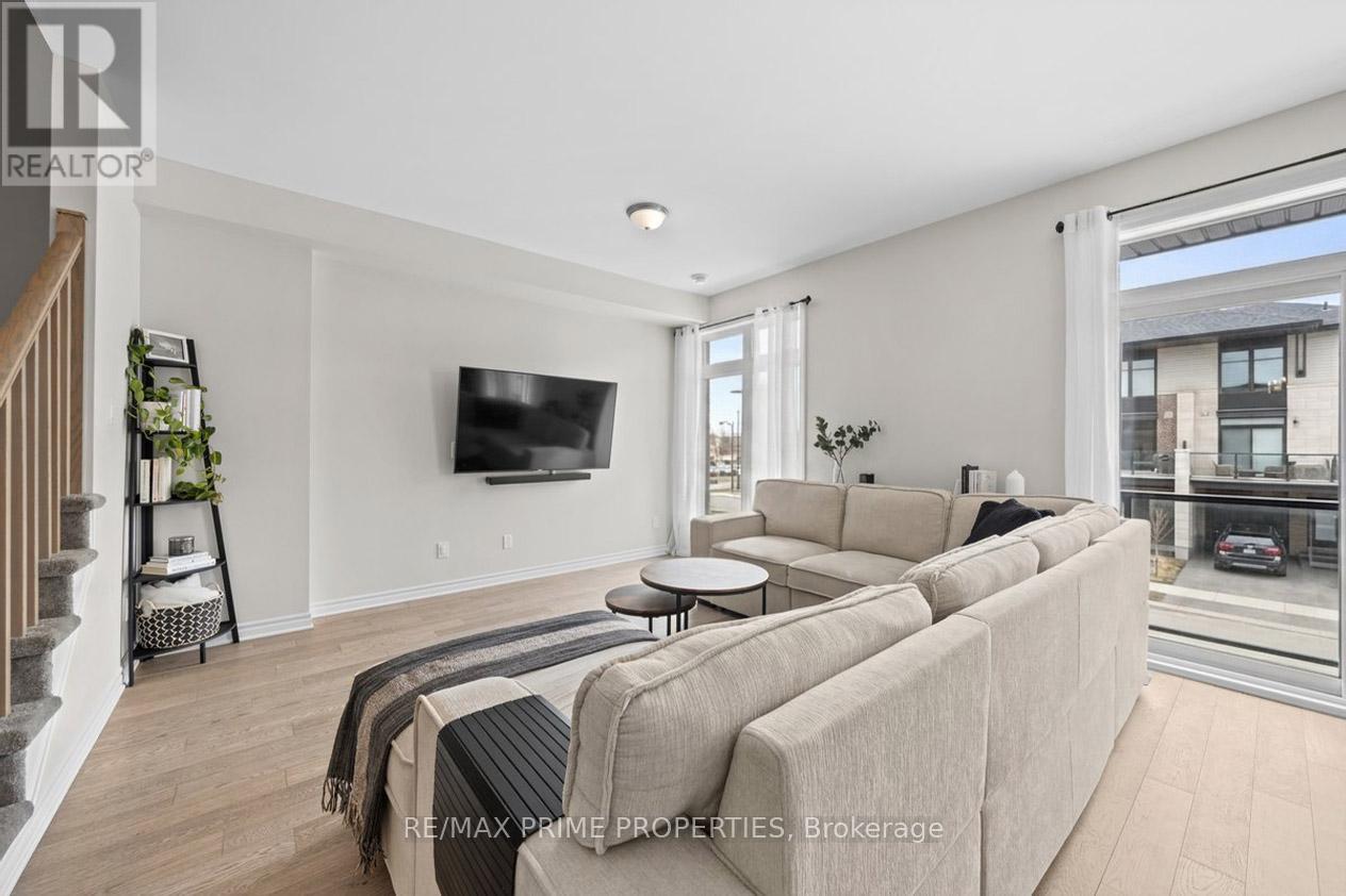 2 Bed, 3 Bath House for Sale in Ottawa – 274 PASTEL WAY, Ottawa – MLS# X13086082 - Image 23
