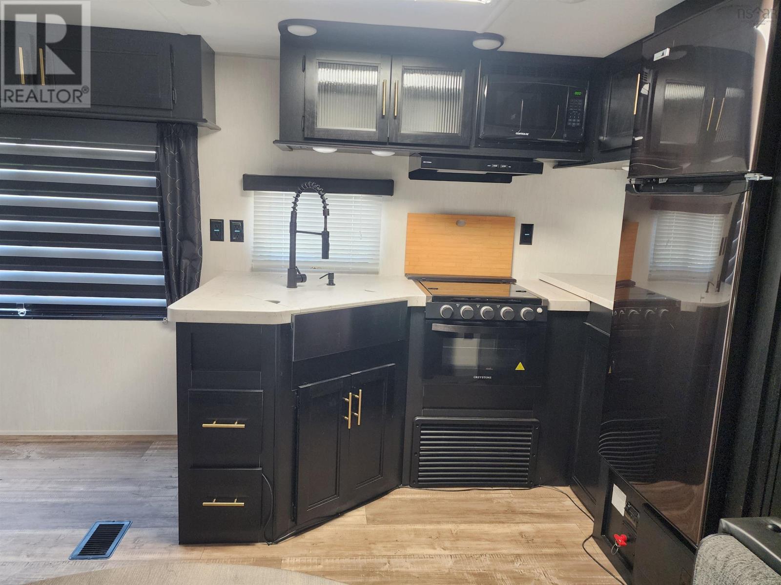 Property 37 of 37 of 6617 Highway 321