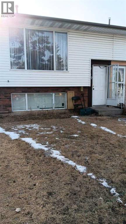 649 Pineland Road NE - 1