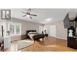 Bedroom 3 - 51 Faye Court, Vaughan, ON L4J5B6 Photo 15