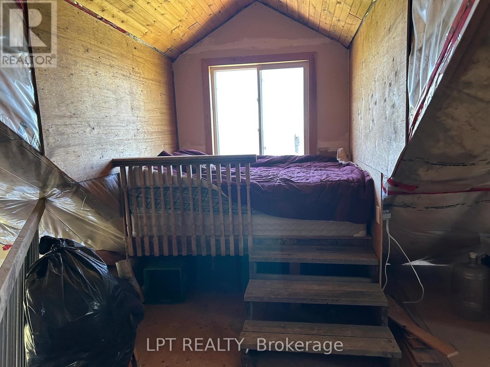 40590 SHORE RD ALLOWANCE ROAD - 10