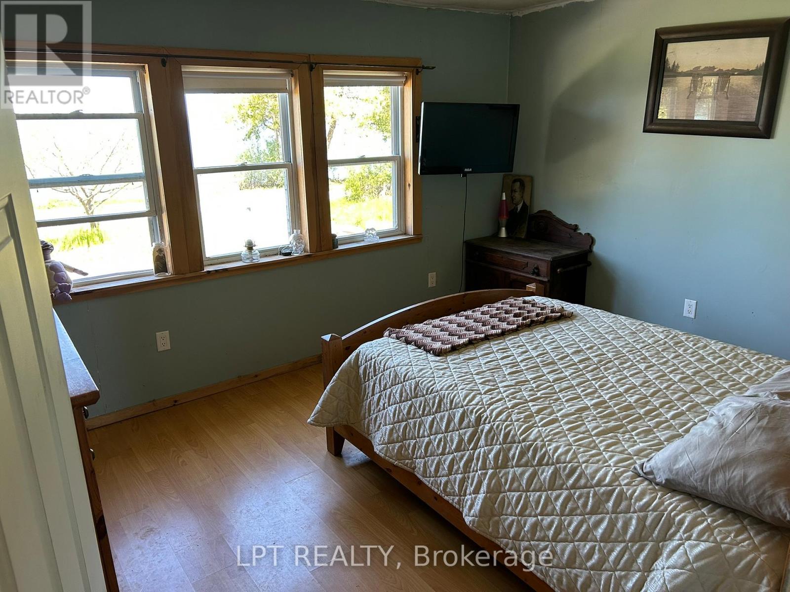 40590 SHORE RD ALLOWANCE ROAD - 7