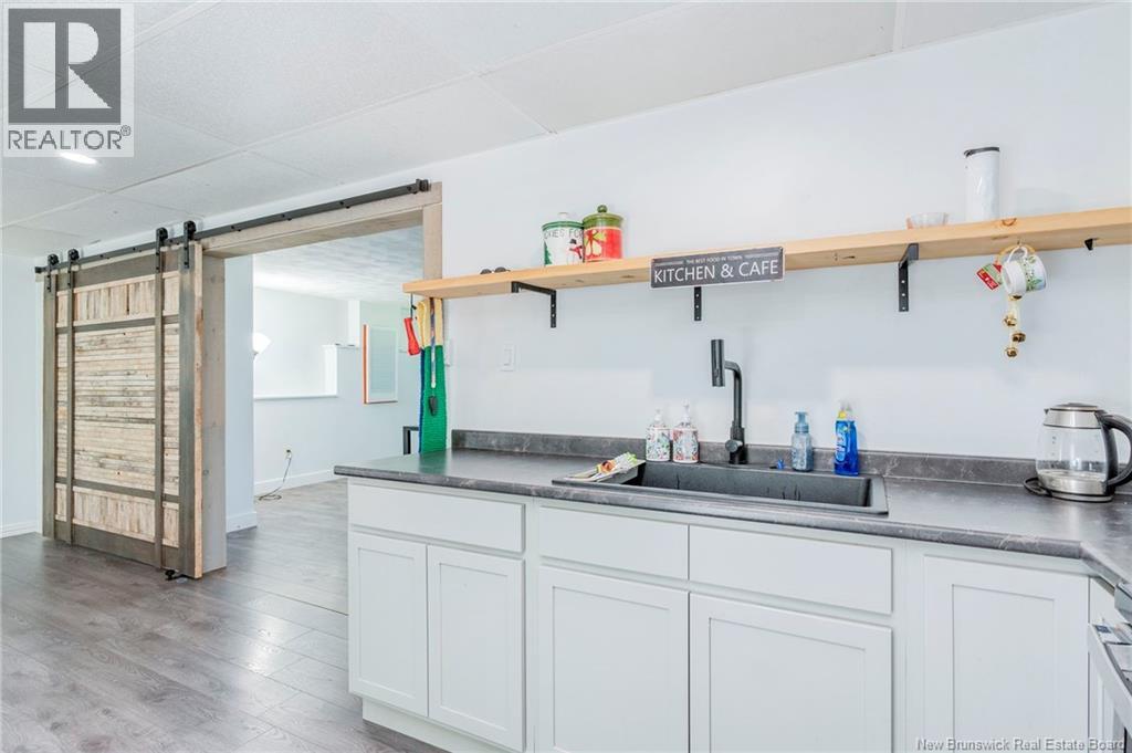 10 Eydie Drive - Image 30