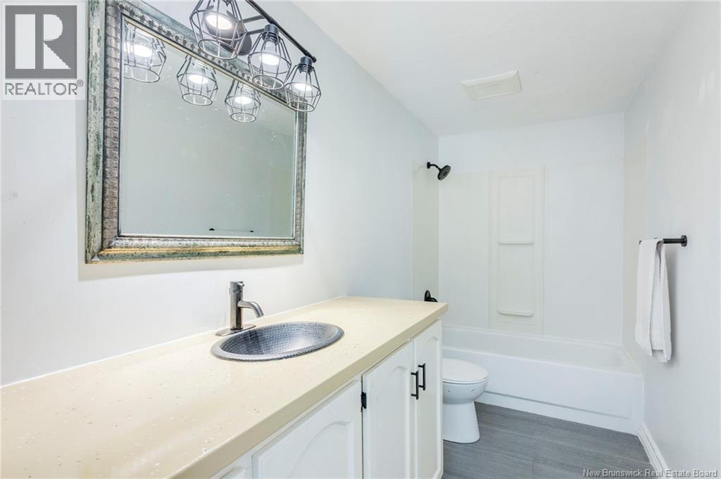 10 Eydie Drive - Image 34