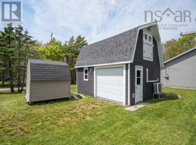 Property 10 of 51 of 124 Herbert Street
