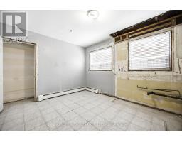 24 Oakwood Avenue N, Mississauga, ON L5G3L7 Photo 33