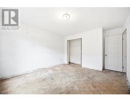 Bedroom 2 - 24 Oakwood Avenue N, Mississauga, ON L5G3L7 Photo 10