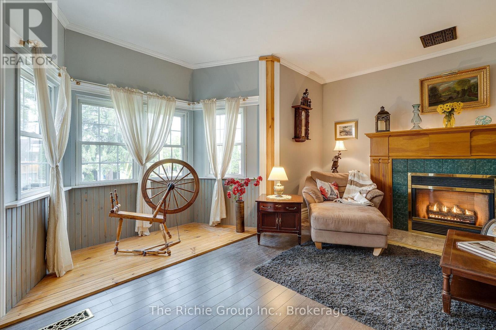 108 HEMLOCK STREET - 10
