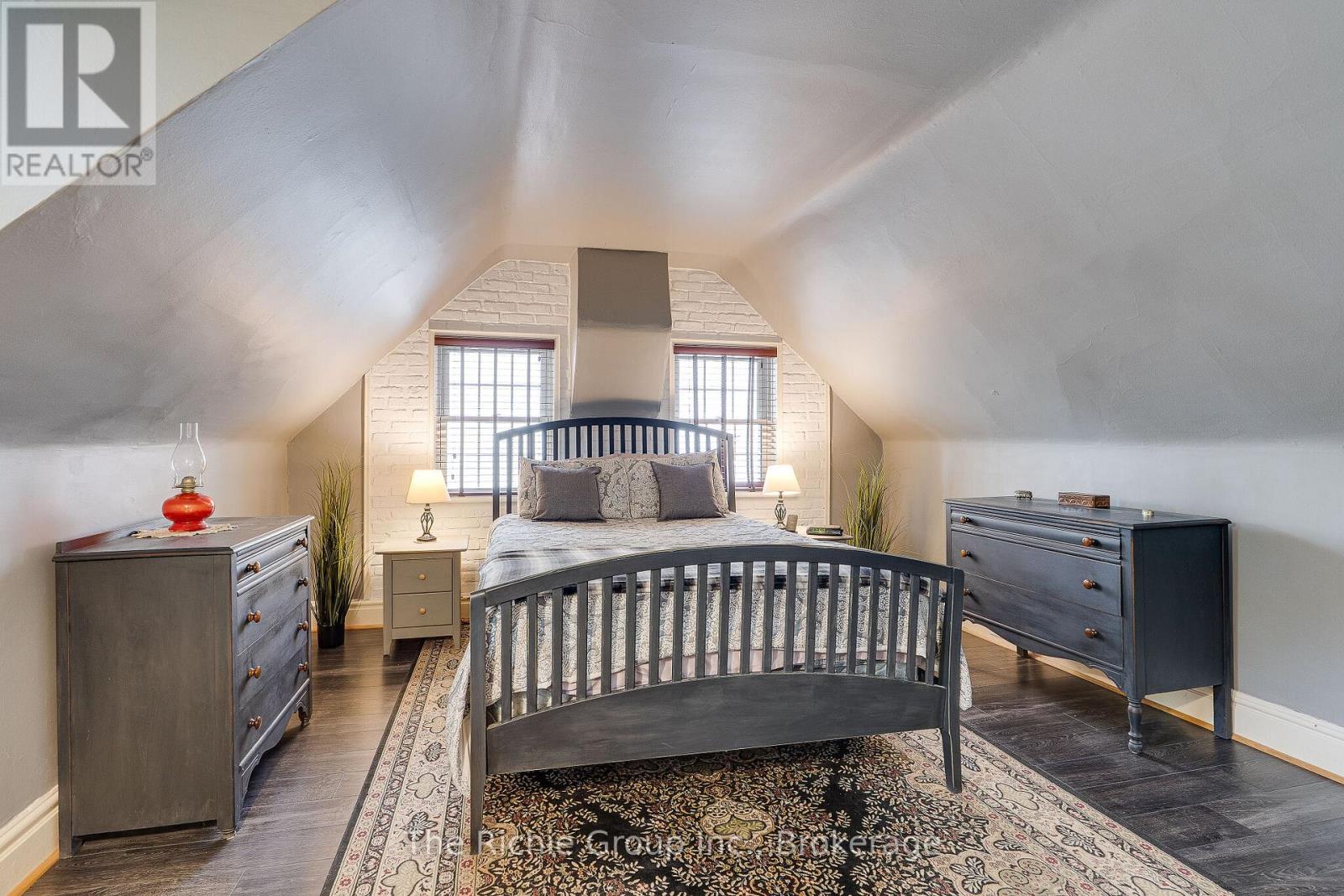 108 HEMLOCK STREET - 16