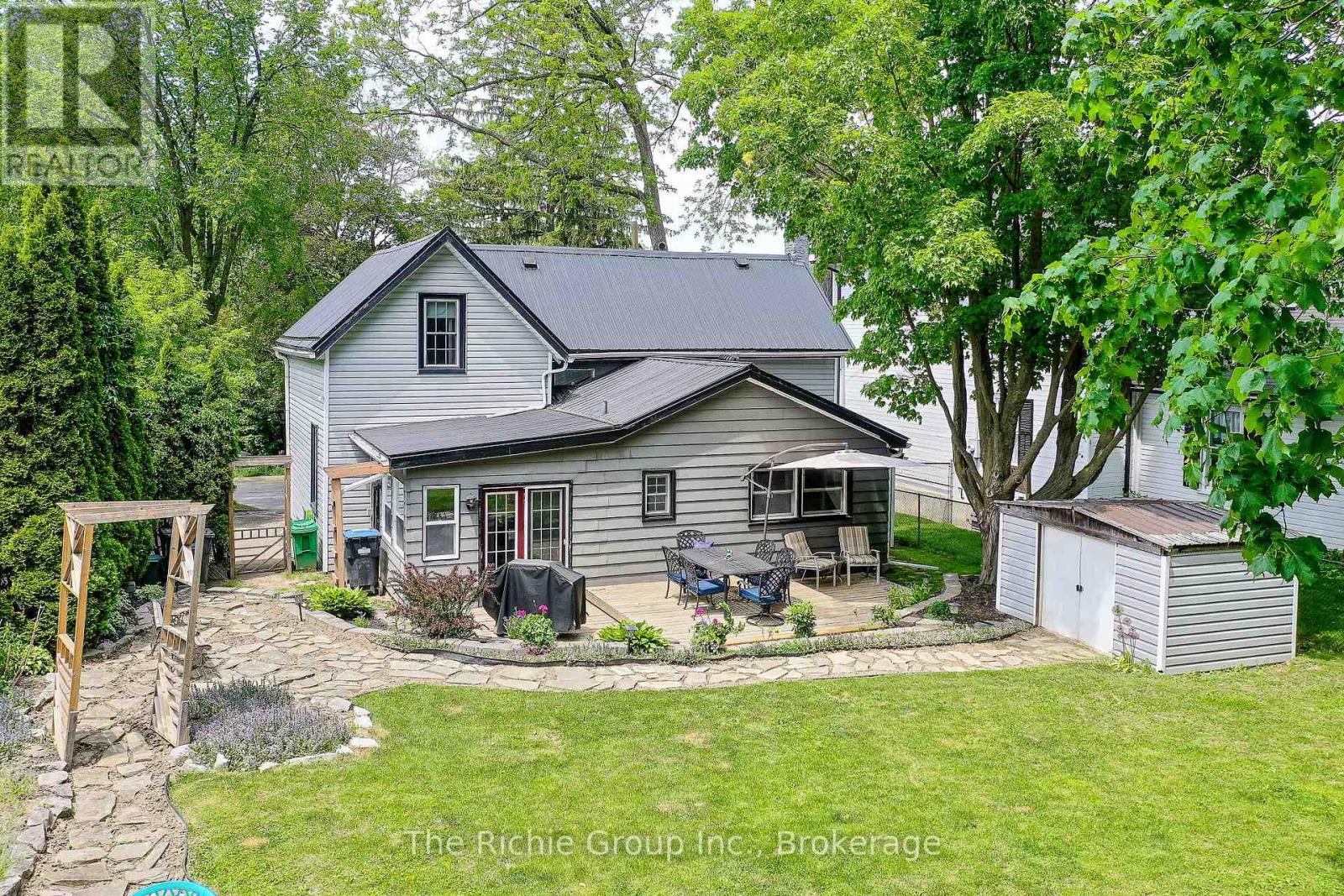108 HEMLOCK STREET - 28