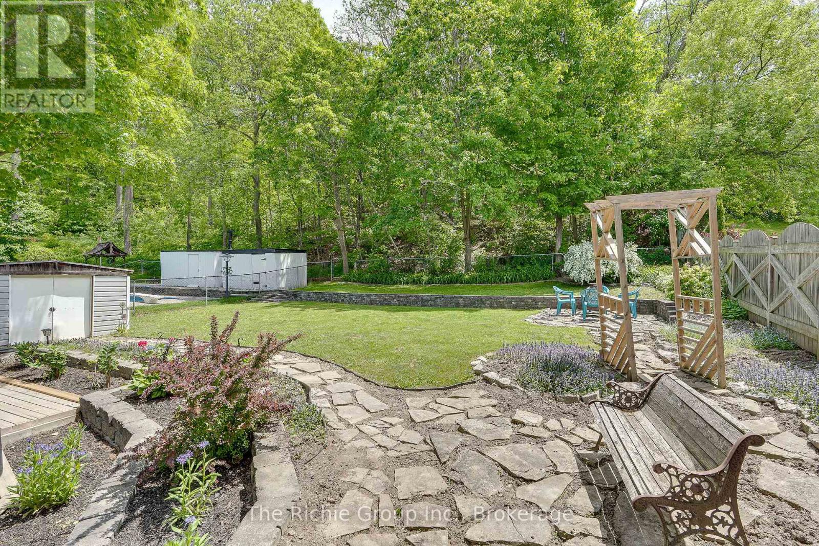 108 HEMLOCK STREET - 29